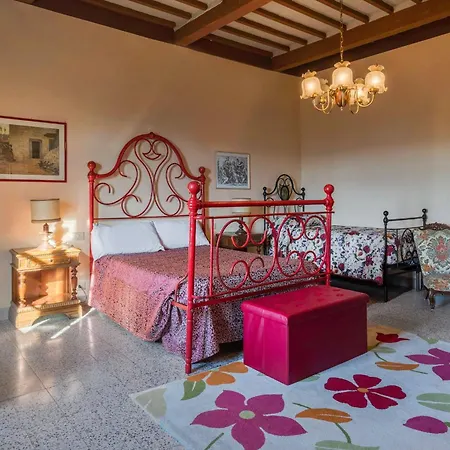 Ely In Villa, Wifi, Terricciola, Pisa Lejlighed