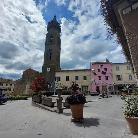 Apartment Ely In Villa, Wifi, Terricciola, Pisa